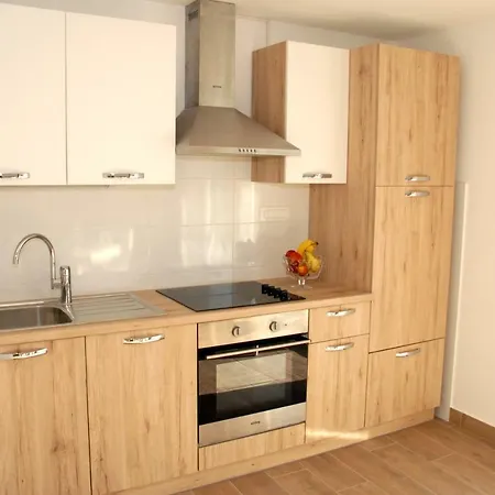 Apartman 3 Sorelle Murter