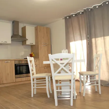 Daire Apartman 3 Sorelle *