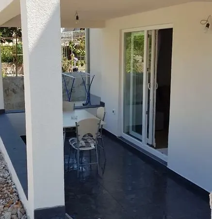 Apartman 3 Sorelle Murter